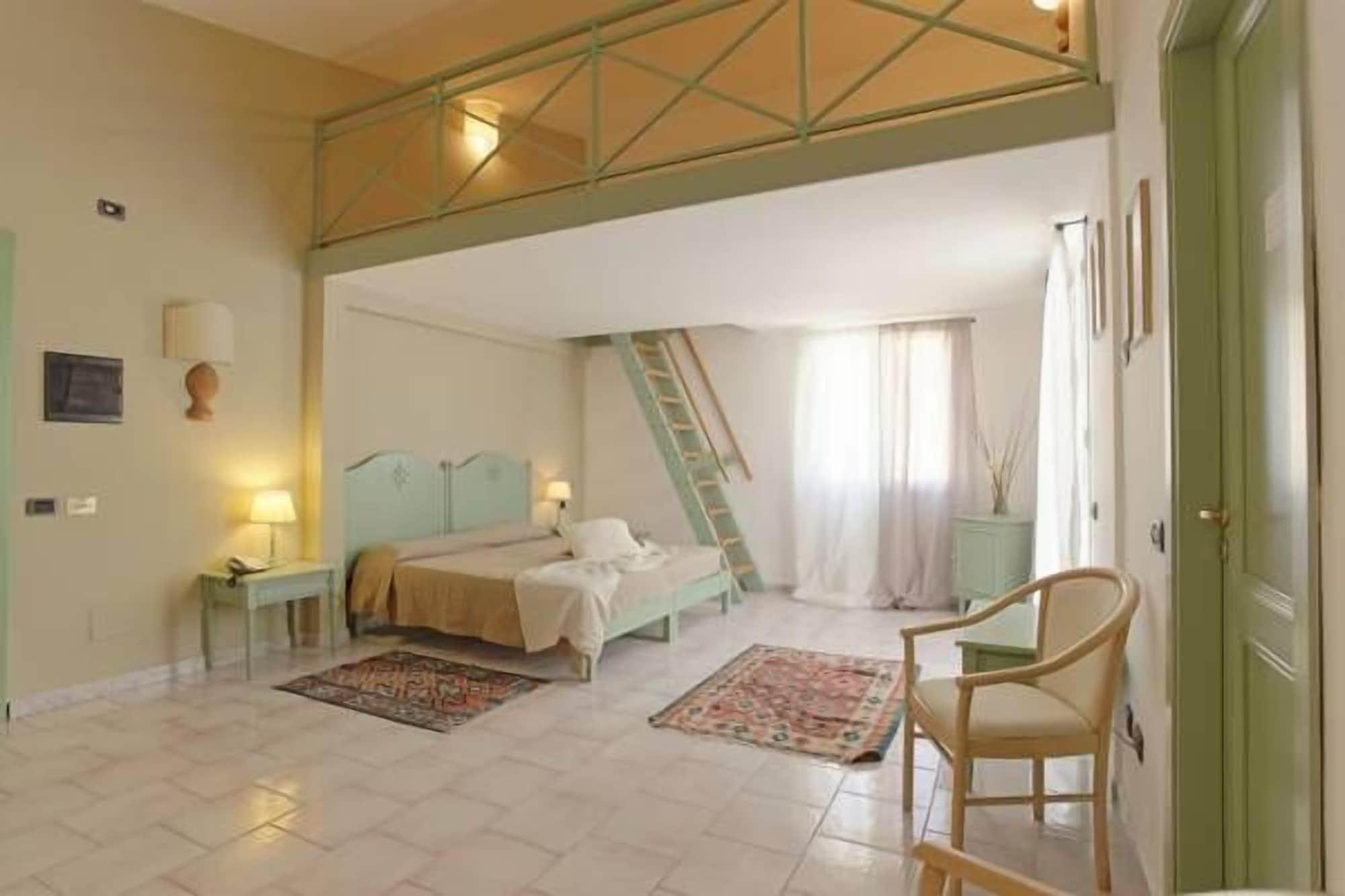 Hotel Puntamajata 레알몬테 외부 사진