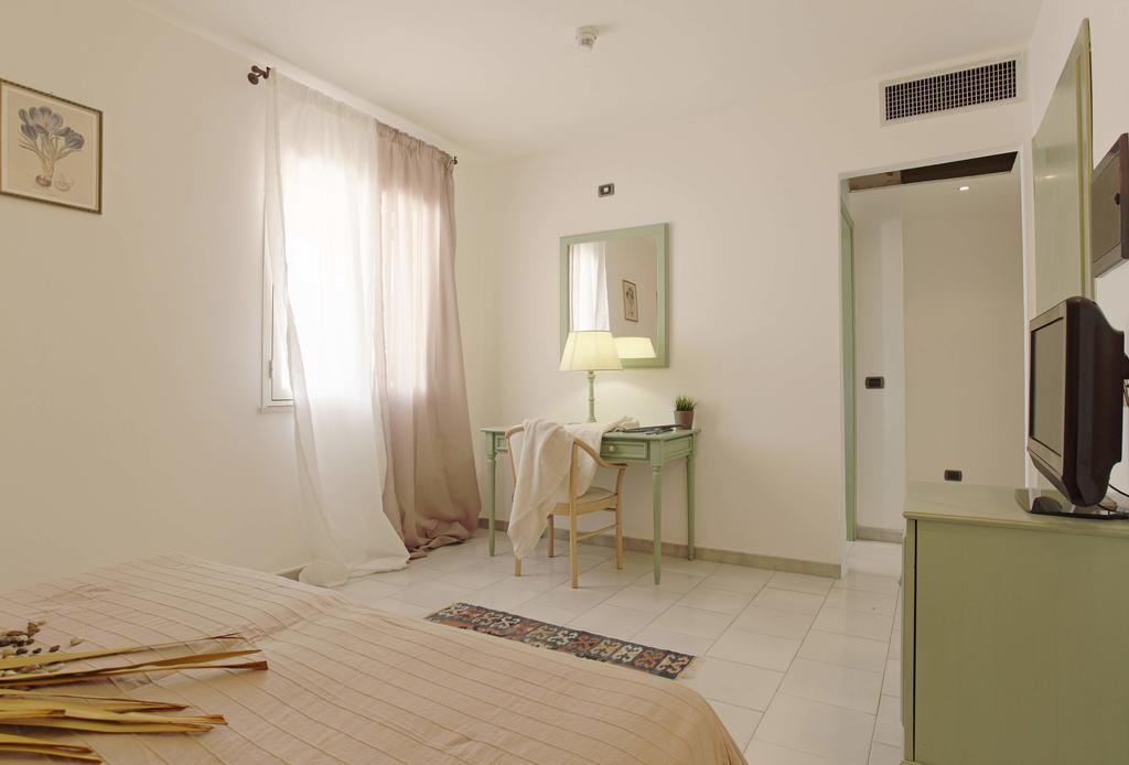 Hotel Puntamajata 레알몬테 객실 사진