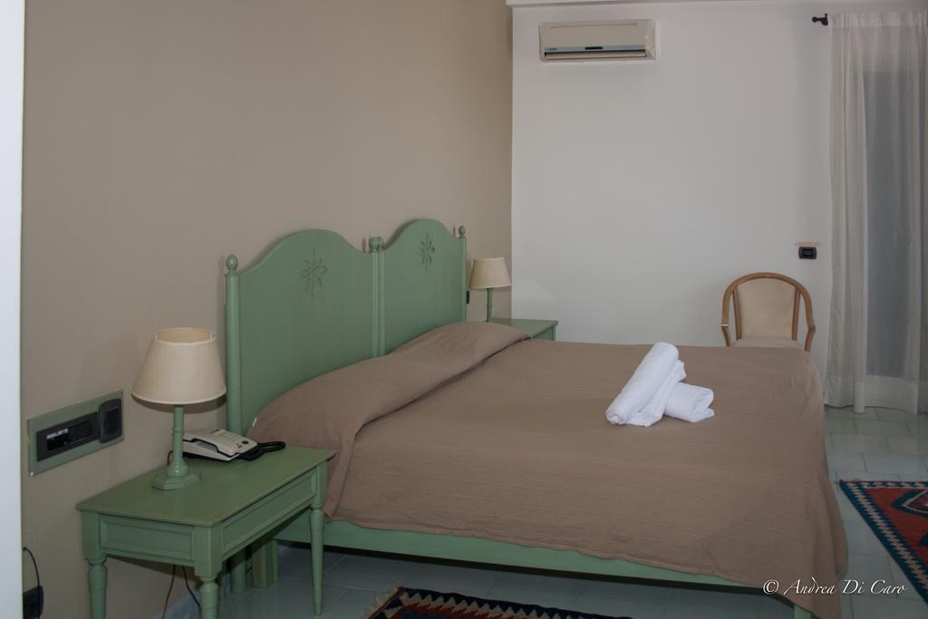 Hotel Puntamajata 레알몬테 객실 사진