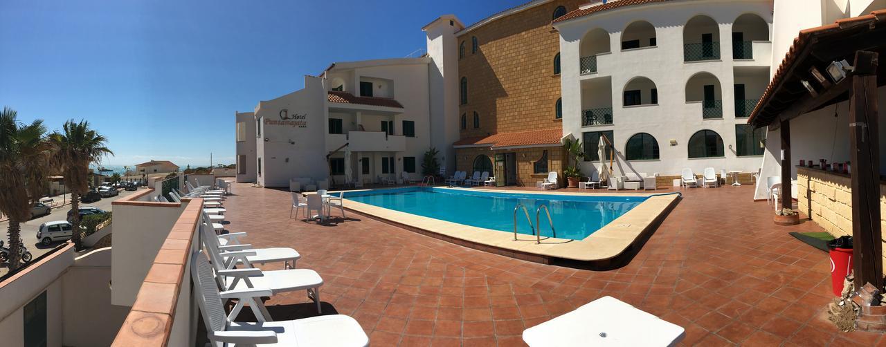 Hotel Puntamajata 레알몬테 외부 사진